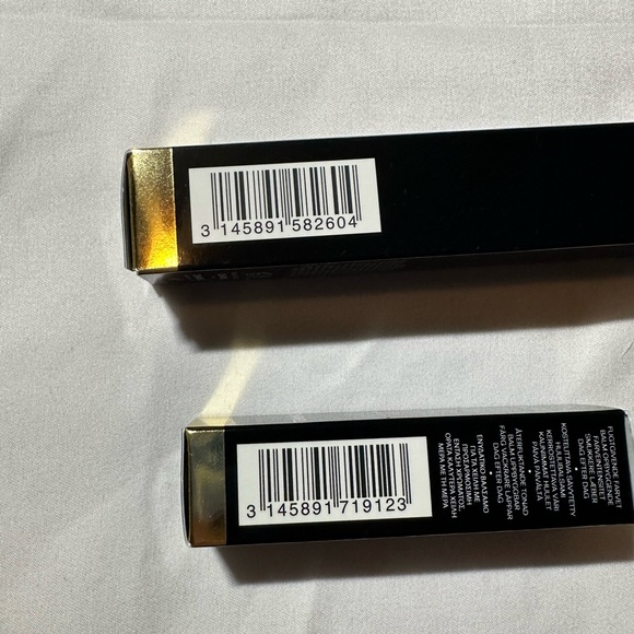 Chanel On The Go Moisture Gift Set - Picture 11 of 12